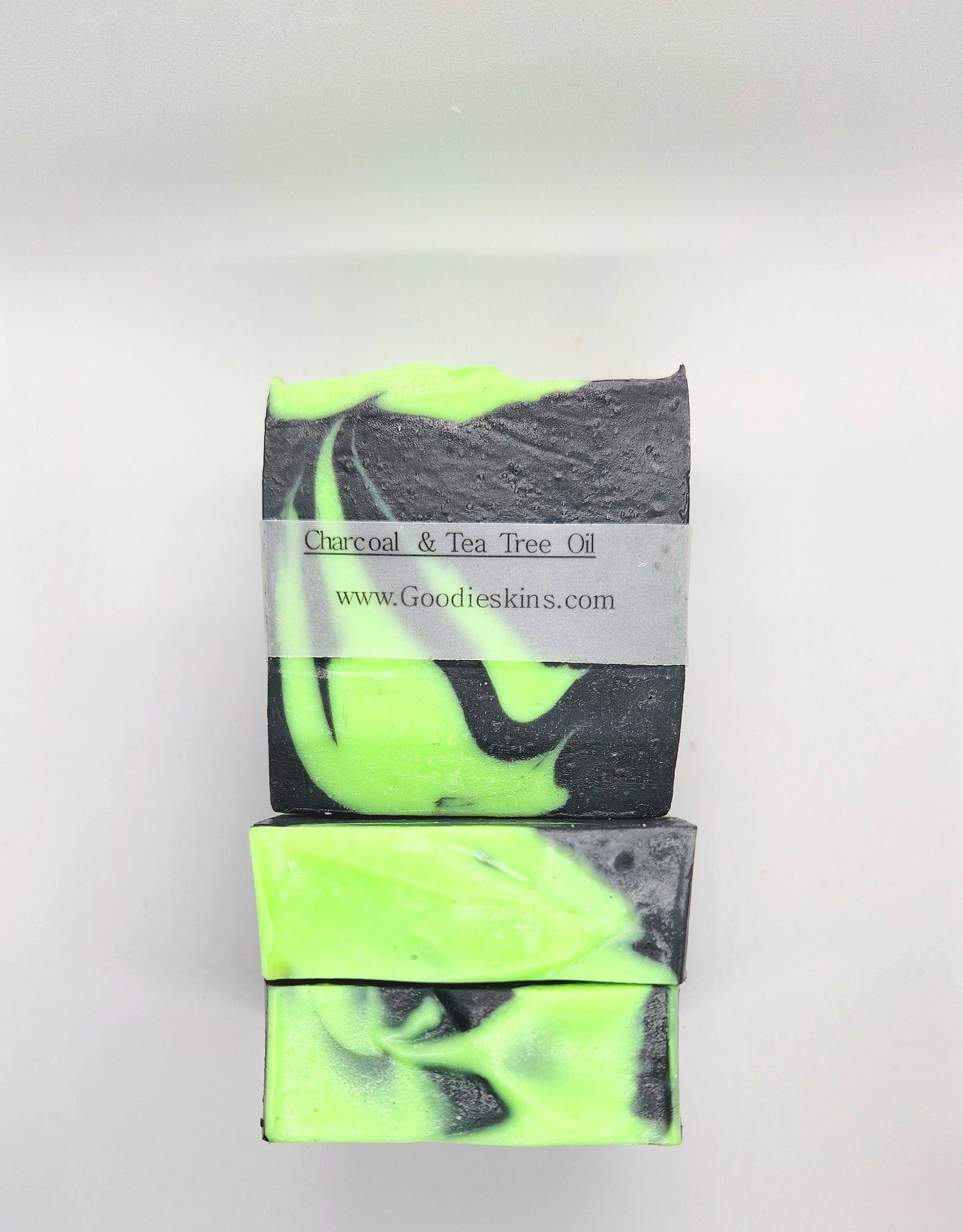 Artisan Soap Bar: Charcoal And Tea Tree Oil